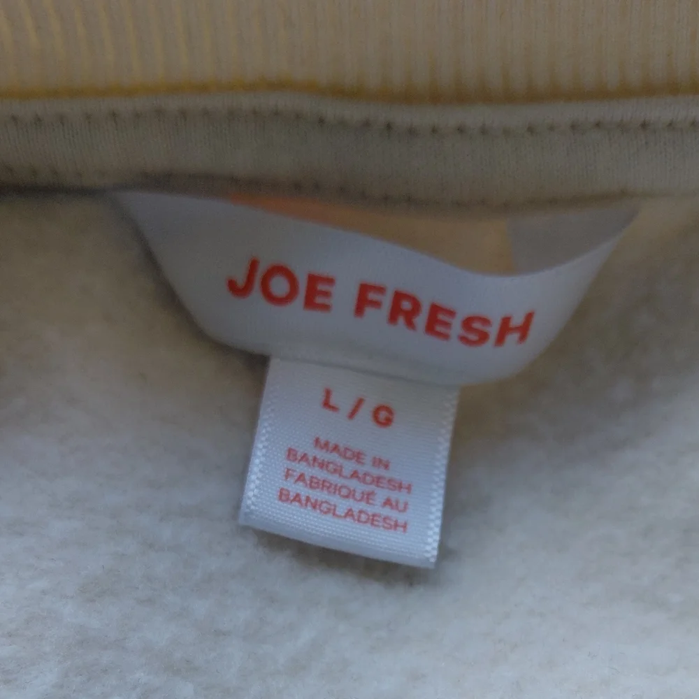 Joe Fresh Cream Sweatshirt with Horse Design - Picture 5 of 7